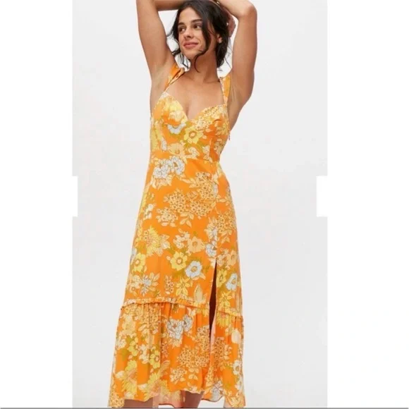 Urban Outfitters Floral Summer Dress size M Orange Print - Picture 1 of 7